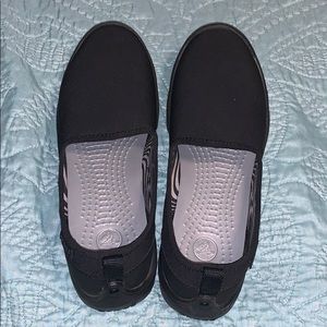 Black Crocs